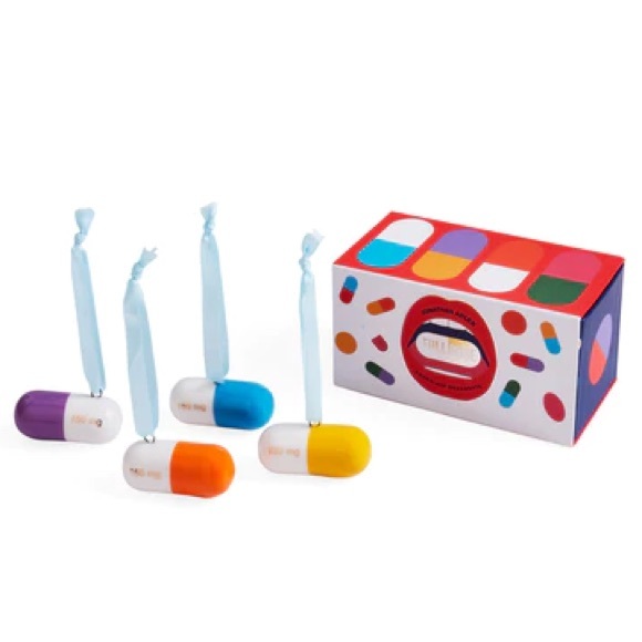 Jonathan Adler Full Dose ornament set porcelain pills New In Box sold out! - Picture 2 of 6